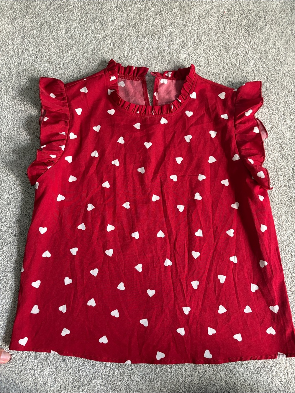 Women’s Red Heart Print Ruffle Sleeve Top